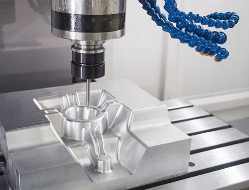 Por que os componentes usinados CNC exigem um alto grau de precisão?
